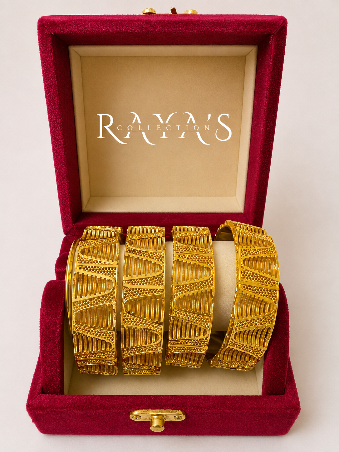Crest Bangle Set