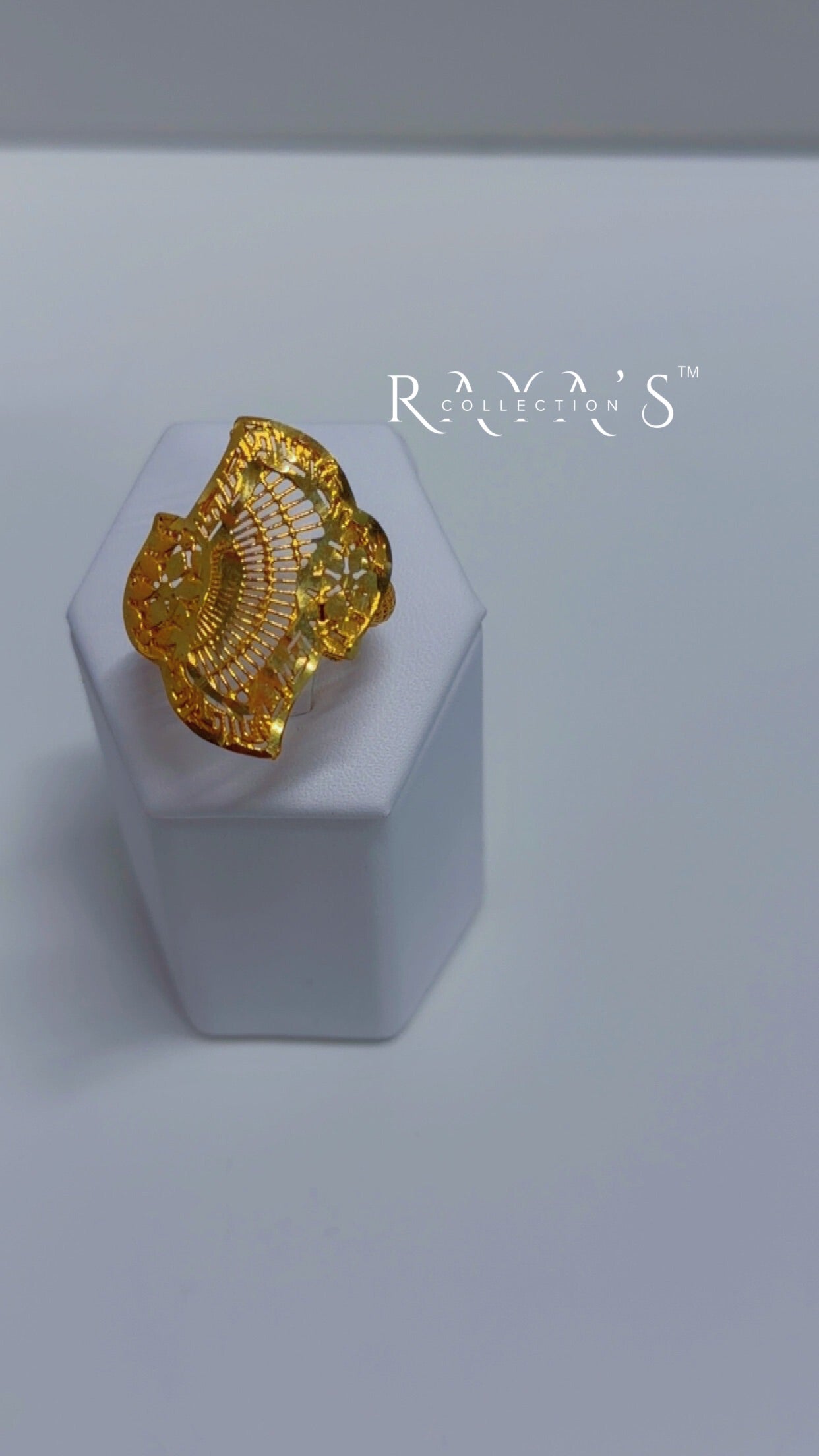 Royal Bloom Gold-Plated Statement Ring